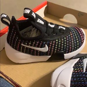Toddler Girls size 6 Nike